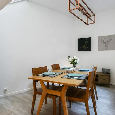 Large And Calm Flat In The Heart Of - Welkeys *