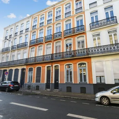 Large And Calm Flat In The Heart Of - Welkeys